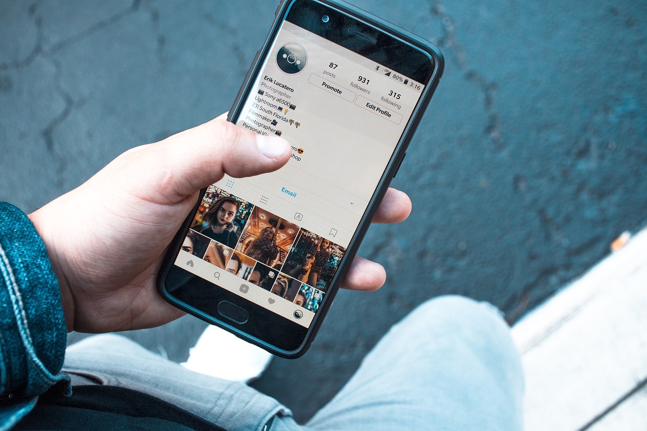 AI-driven search enhancements — Google, search agents