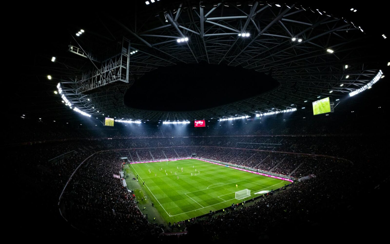 Juventus struggles under John Elkann — Michele Criscitiello, John Elkann