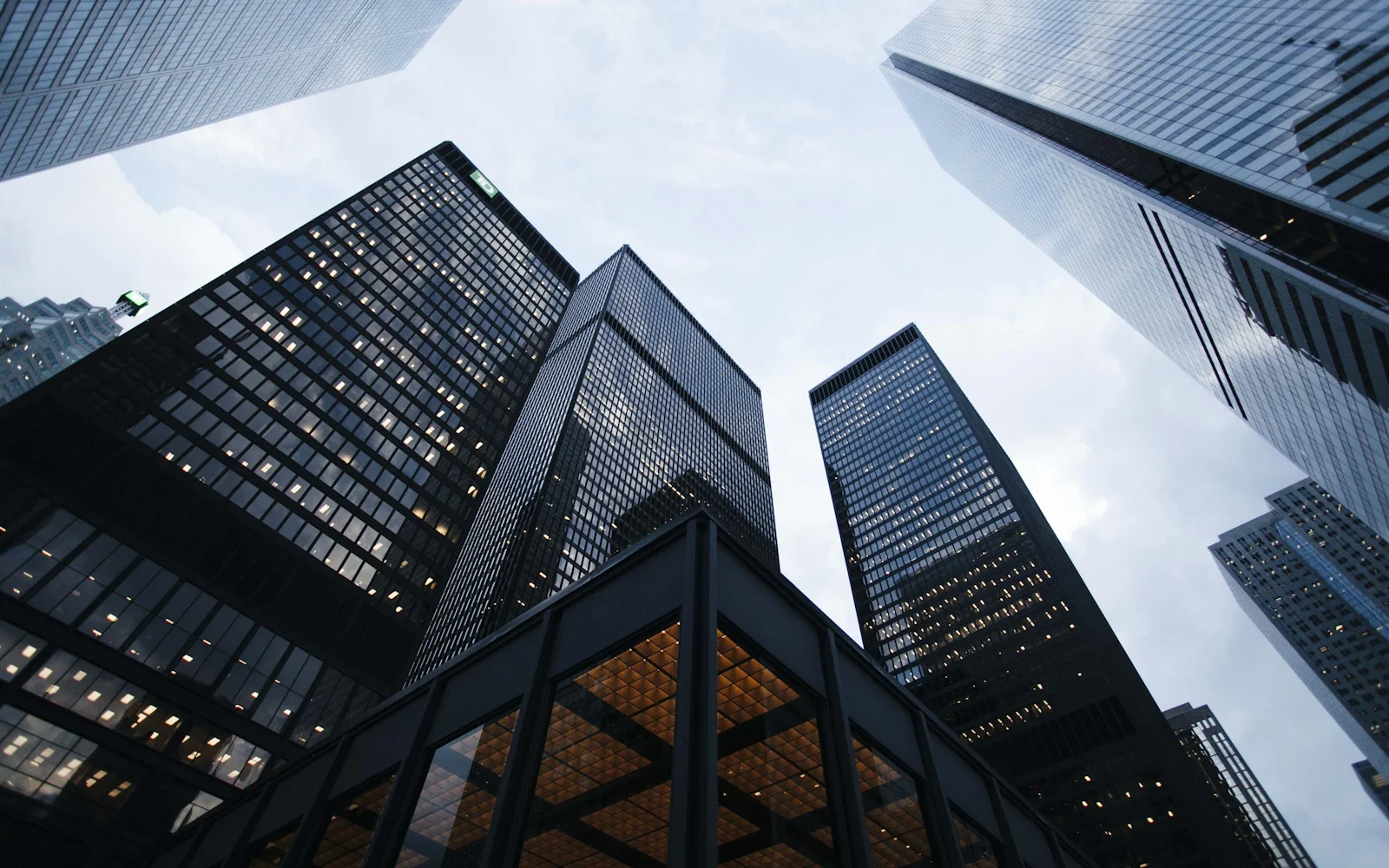 Market downturn and crypto selloff — crypto, Bitcoin