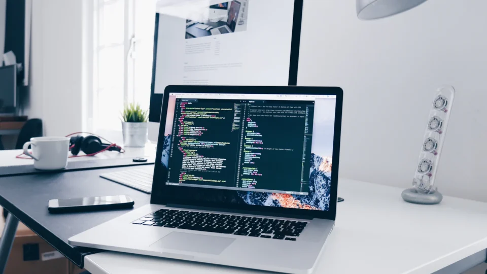 Dust Secures $40M Series B to Advance Collaborative AI Agents