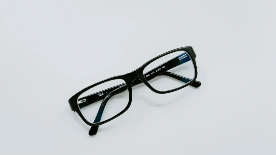 AI-powered smart glasses — Google, Warby Parker
