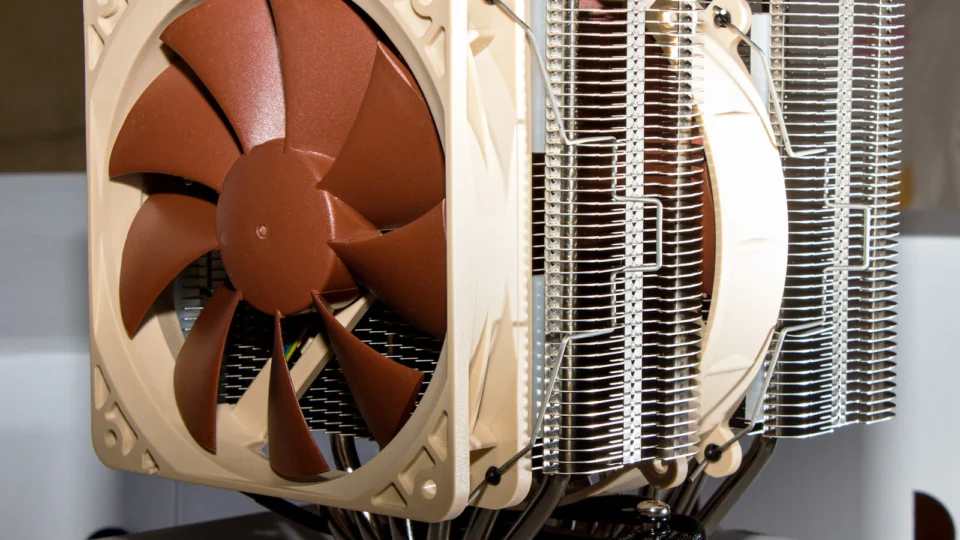 Pilot test for immersion cooling in AI data centers — Global Standard Technology, Onion Software