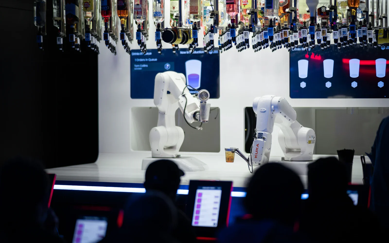 Transition to multi-agent AI systems — Zhao Jiehui, DeepBlue Technology