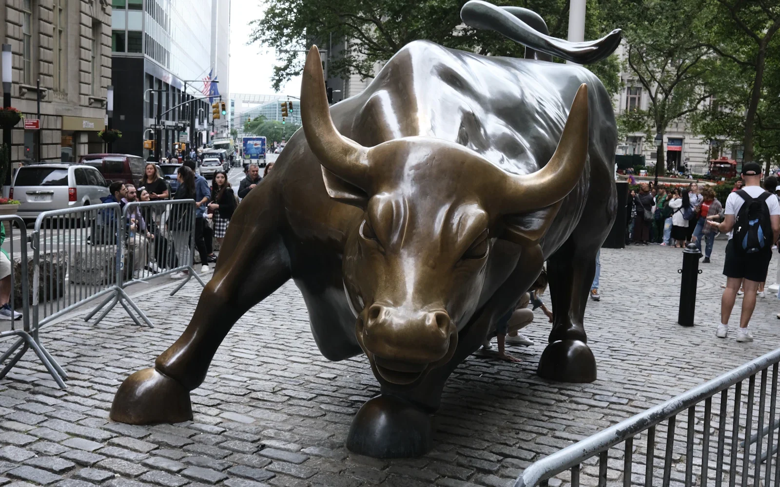 Southbound capital flow in Hong Kong stocks — SMIC, Jingwei Tiandi