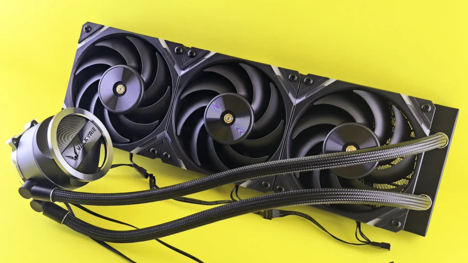 Liquid cooling in AI data centres — Tuan Hoang, Rich Whitmore